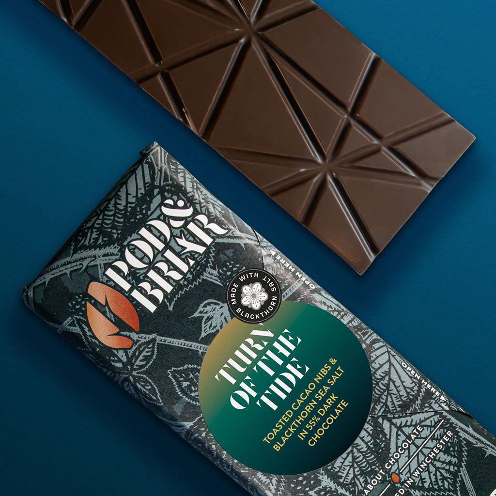 Toasted cacao nibs & sea salt dark chocolate bar 95g